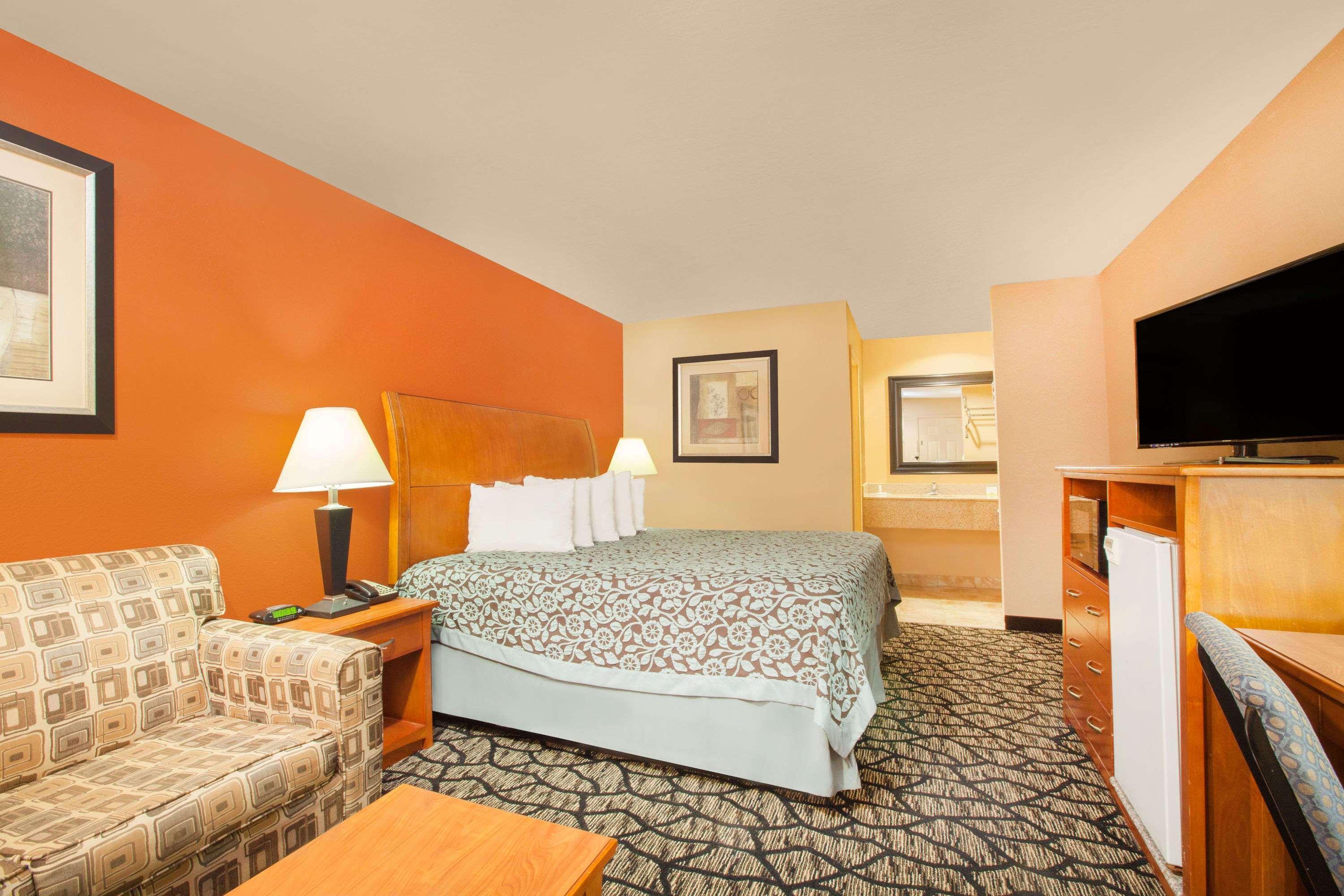 Days Inn By Wyndham Centerville Exterior foto